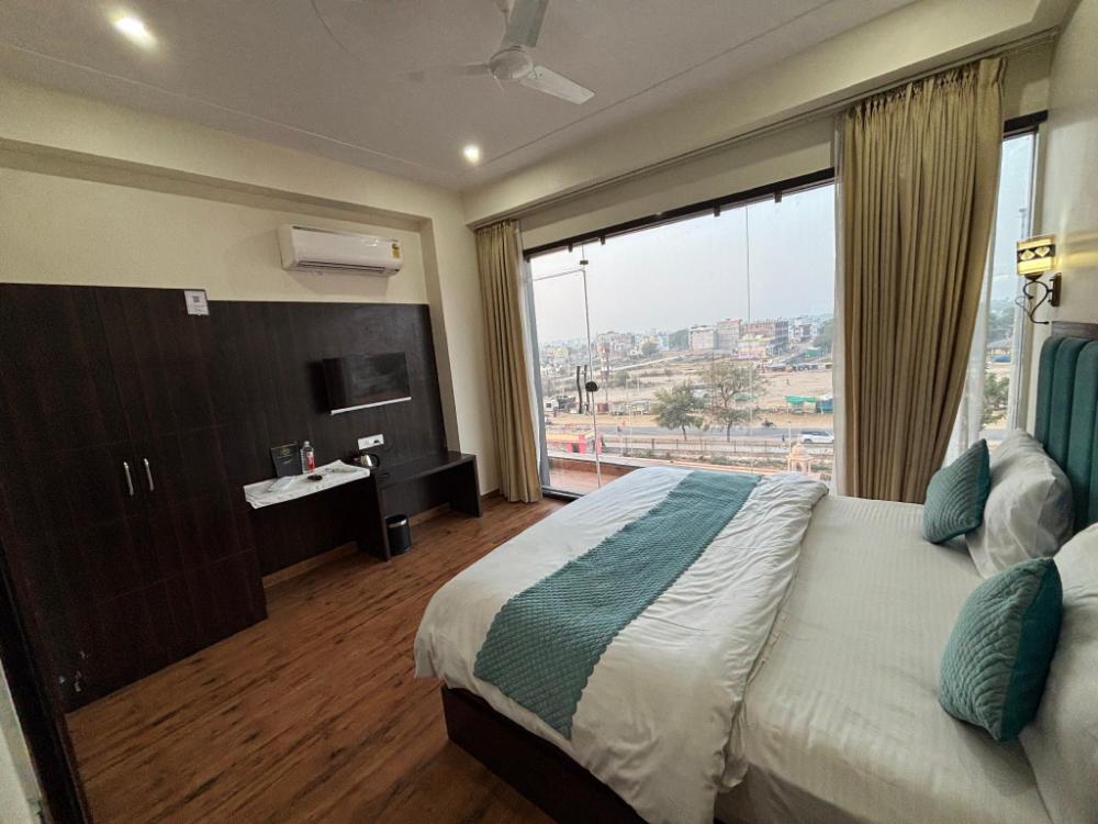 hotel modern palace