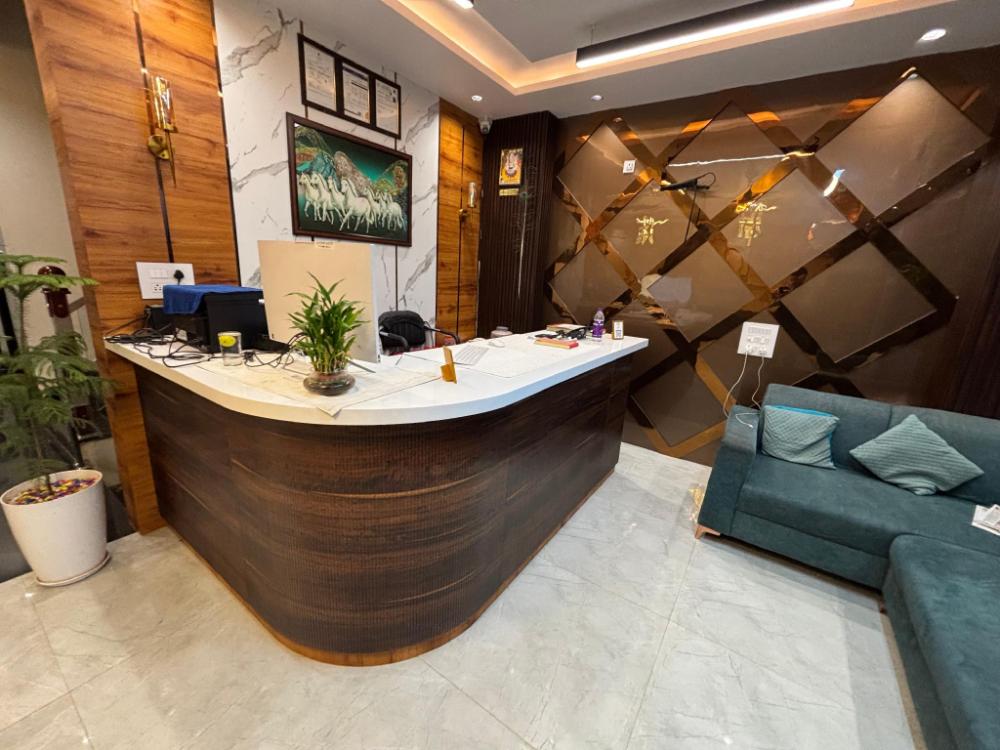 hotel modern palace