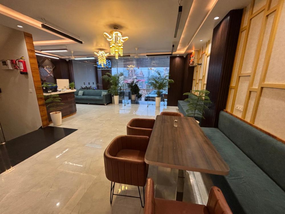 hotel modern palace
