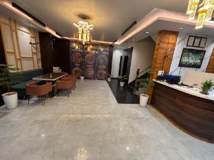 hotel modern palace