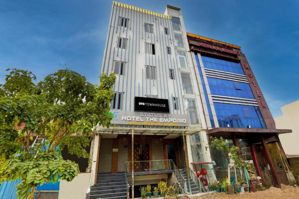 hotel vasundhara suits