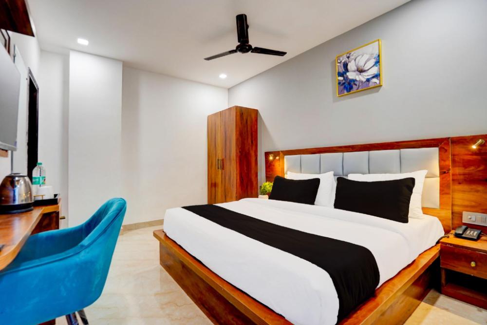 hotel vasundhara suits