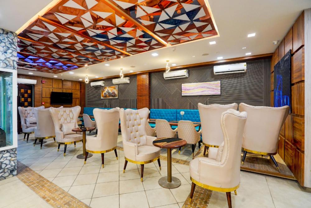 hotel vasundhara suits