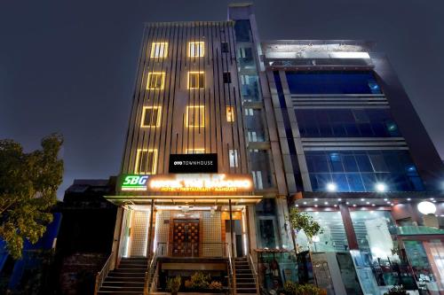 hotel vasundhara suits