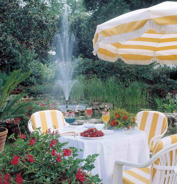 logis hotels hotel et restaurant domaine de fompeyre