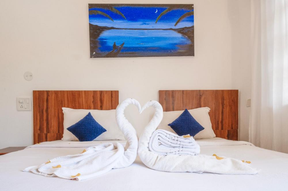 hibis resort ashwem goa