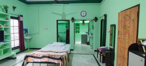 nithilagam temple and mountain view home