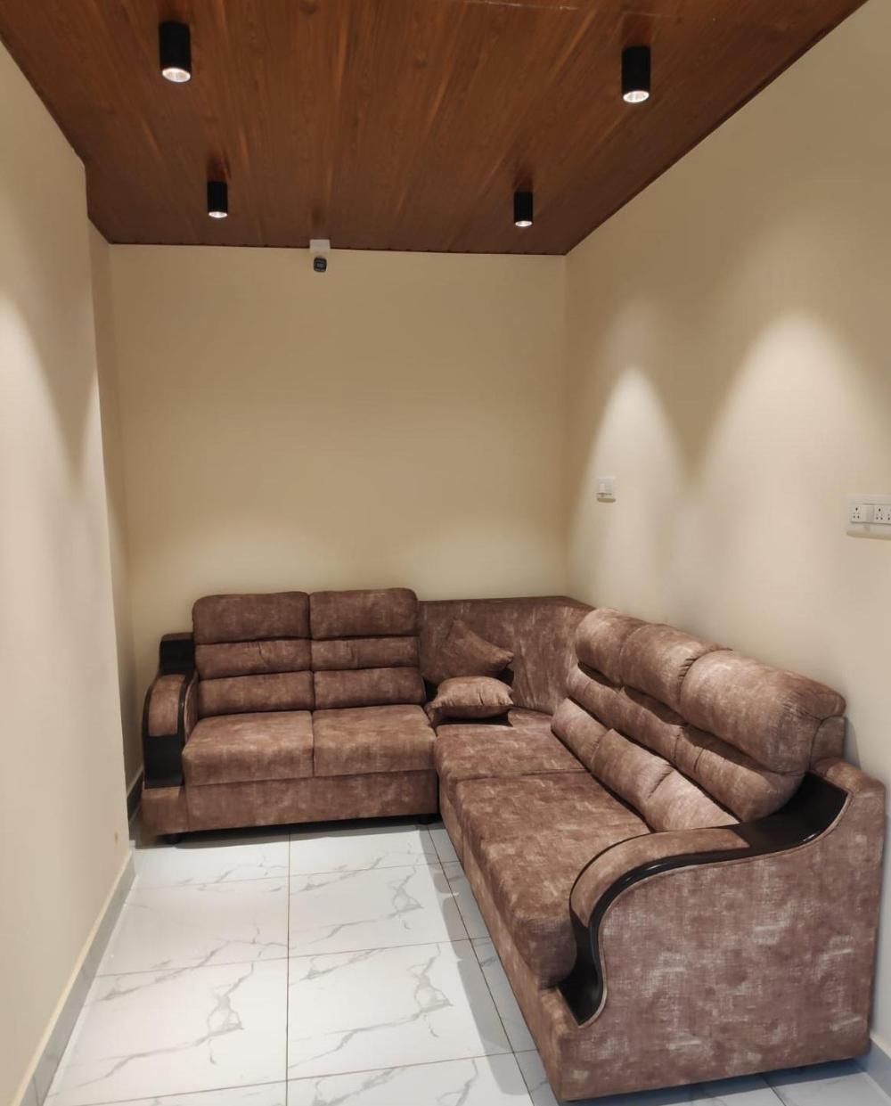 hotel raghavendra grand inn