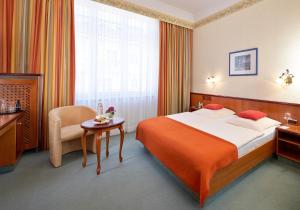 city partner hotel adria