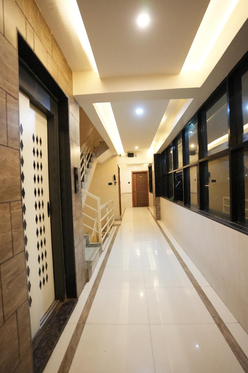 pune gate lodging and boarding