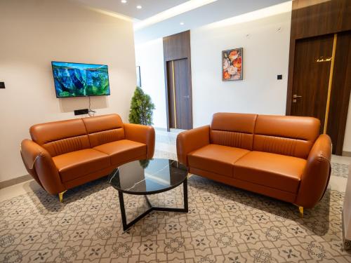 pravasa stay near luv kush square