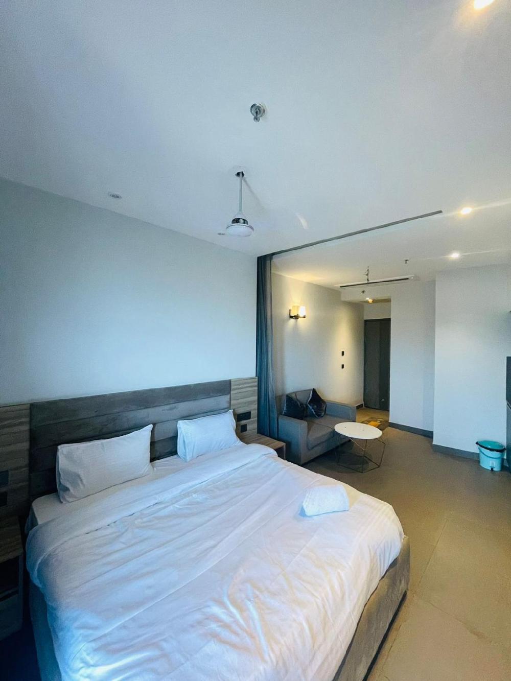 supernova heights studio