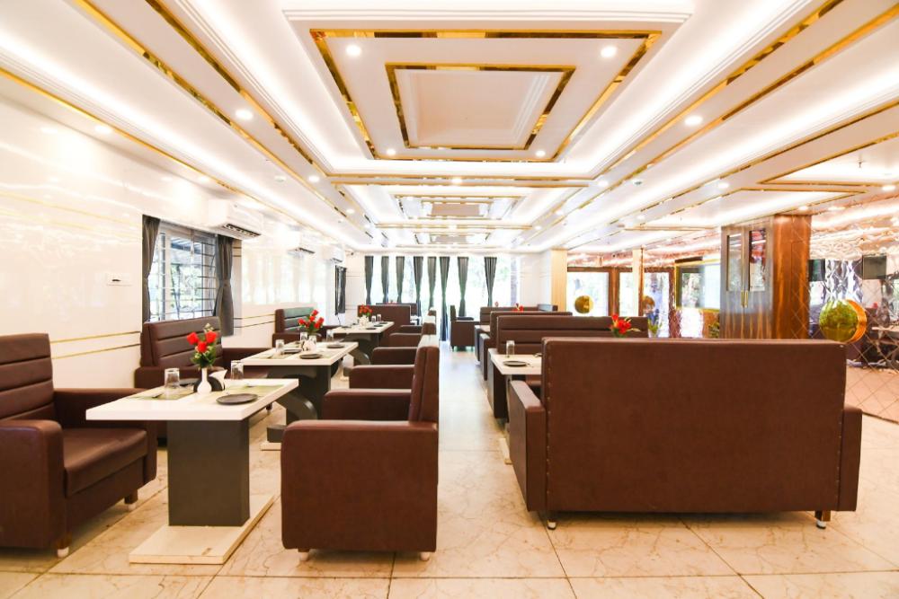 super townhouse oak sayhallo sincity