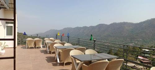 kasauli hills glory