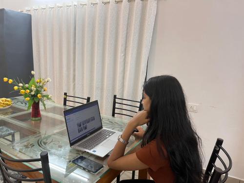 crystal riverview homestay