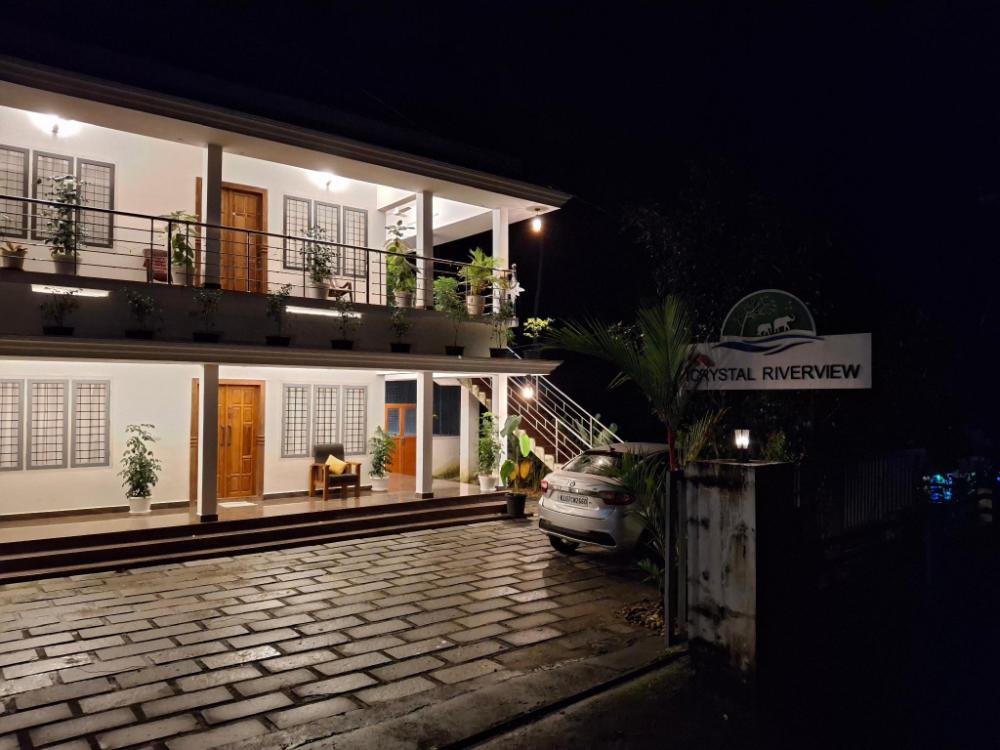 crystal riverview homestay
