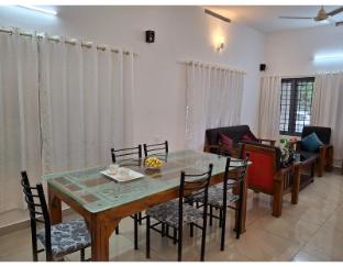 crystal riverview homestay