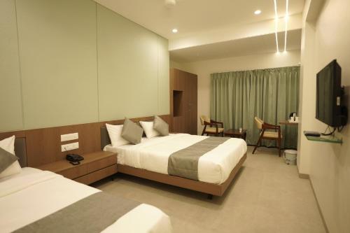 a square executive hotel aurangabad