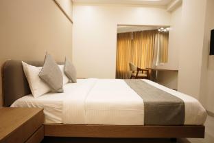 a square executive hotel aurangabad