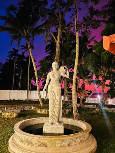 lavilla lake resort and restaurant