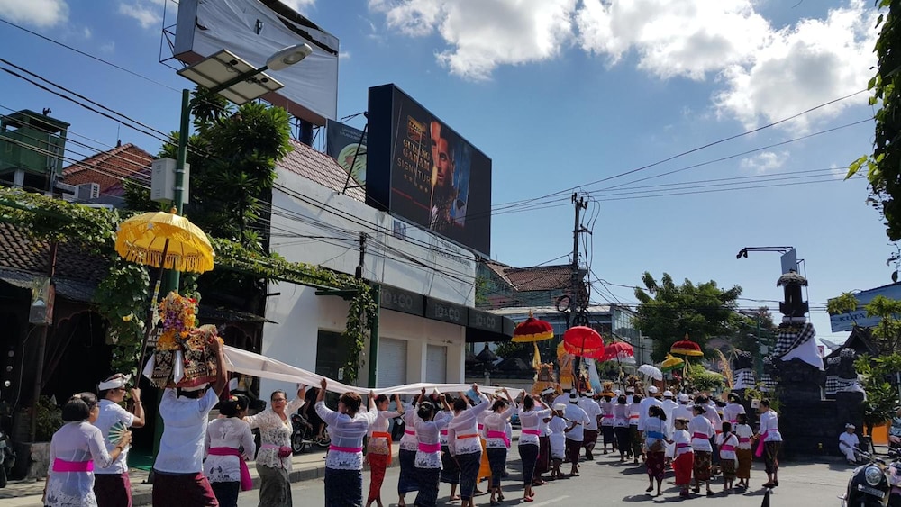 bemo corner guest house