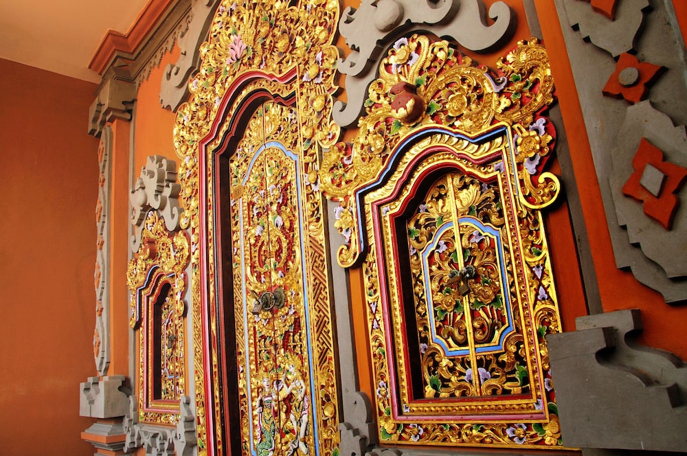 bemo corner guest house