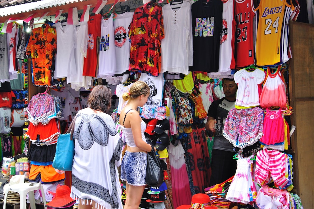 bemo corner guest house