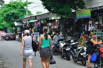 bemo corner guest house