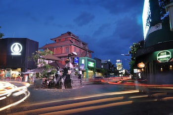 bemo corner guest house