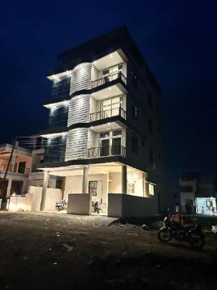 leo deluxe and suite room