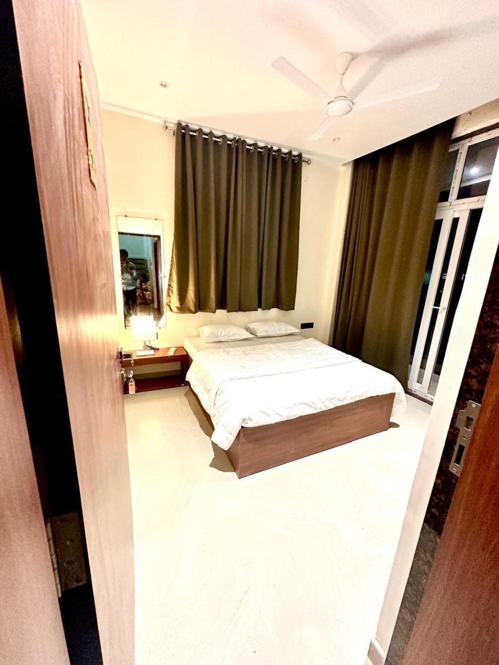 leo deluxe and suite room