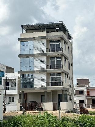 leo deluxe and suite room