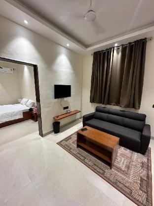 leo deluxe and suite room