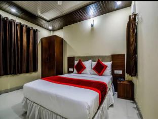 hotel reflection suites