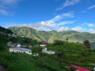 himalayan hill top resort