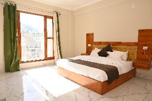 himalayan hill top resort