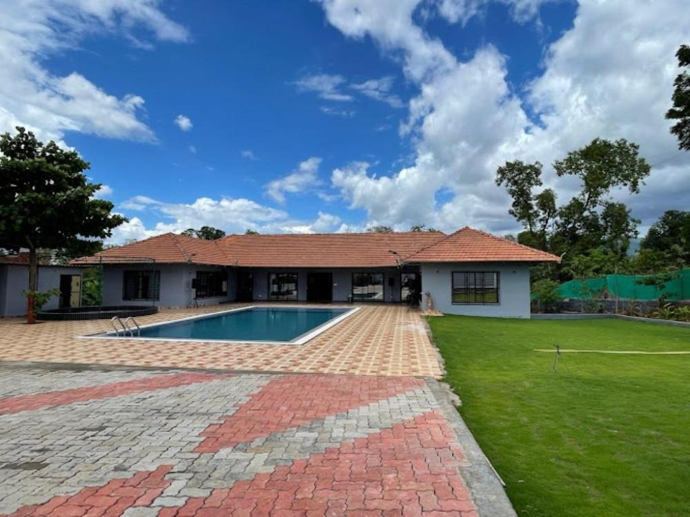 ishi farm and resort