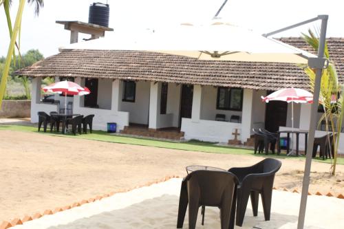 casa hillary guest house