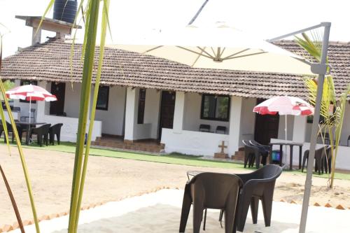 casa hillary guest house