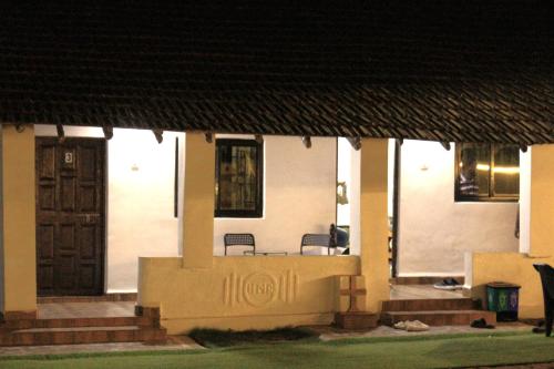 casa hillary guest house