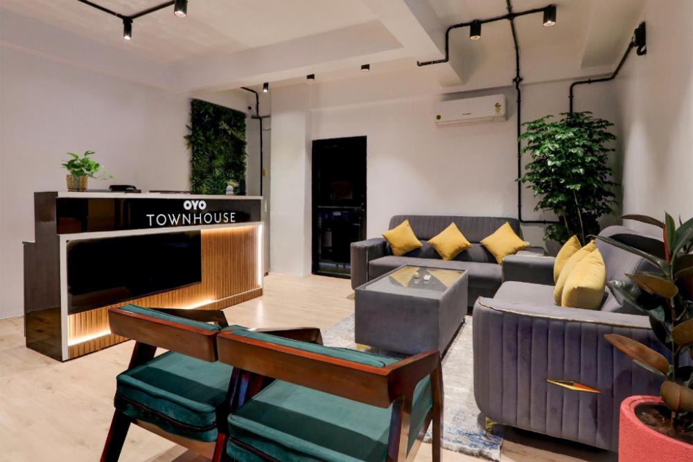 collection o sri jahnavi group besides yashoda hospital hitec city