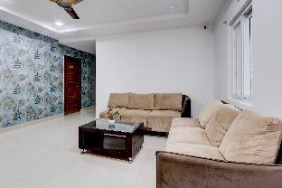 collection o sri jahnavi group besides yashoda hospital hitec city