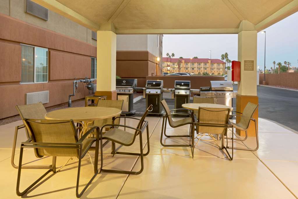 sonesta simply suites las vegas convention center