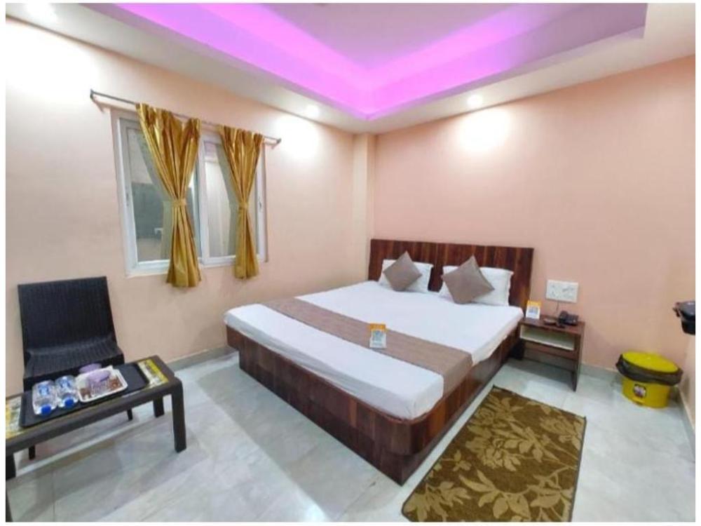 dhamstay hotel aradhya near beach puri