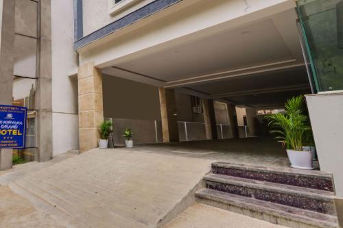 super townhouse sri nirvana grand