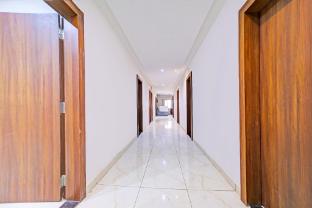 super townhouse lig main road indore