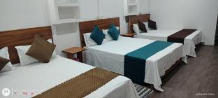 ayodhya cantt palace and restaurant