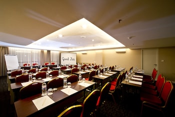 grand zuri kuta bali