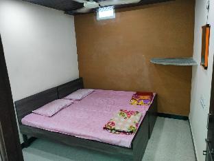 hotel kailash kuti guest house