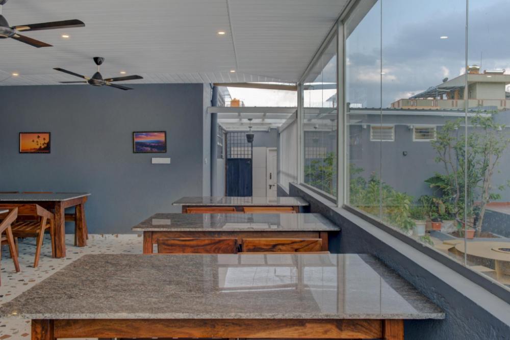 lucent the luxury hotel